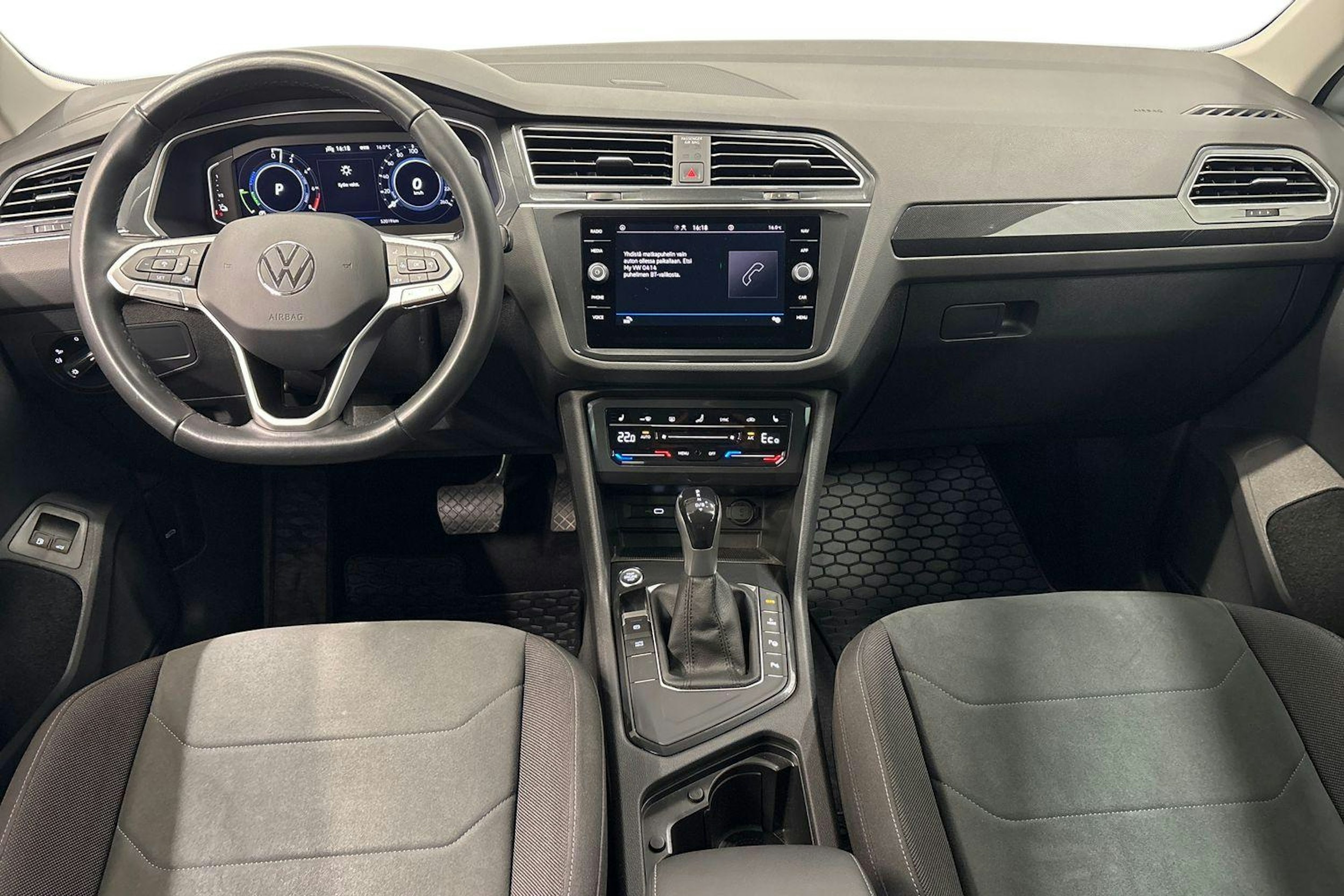 valkoinen Volkswagen Tiguan 2022 kuva 9.