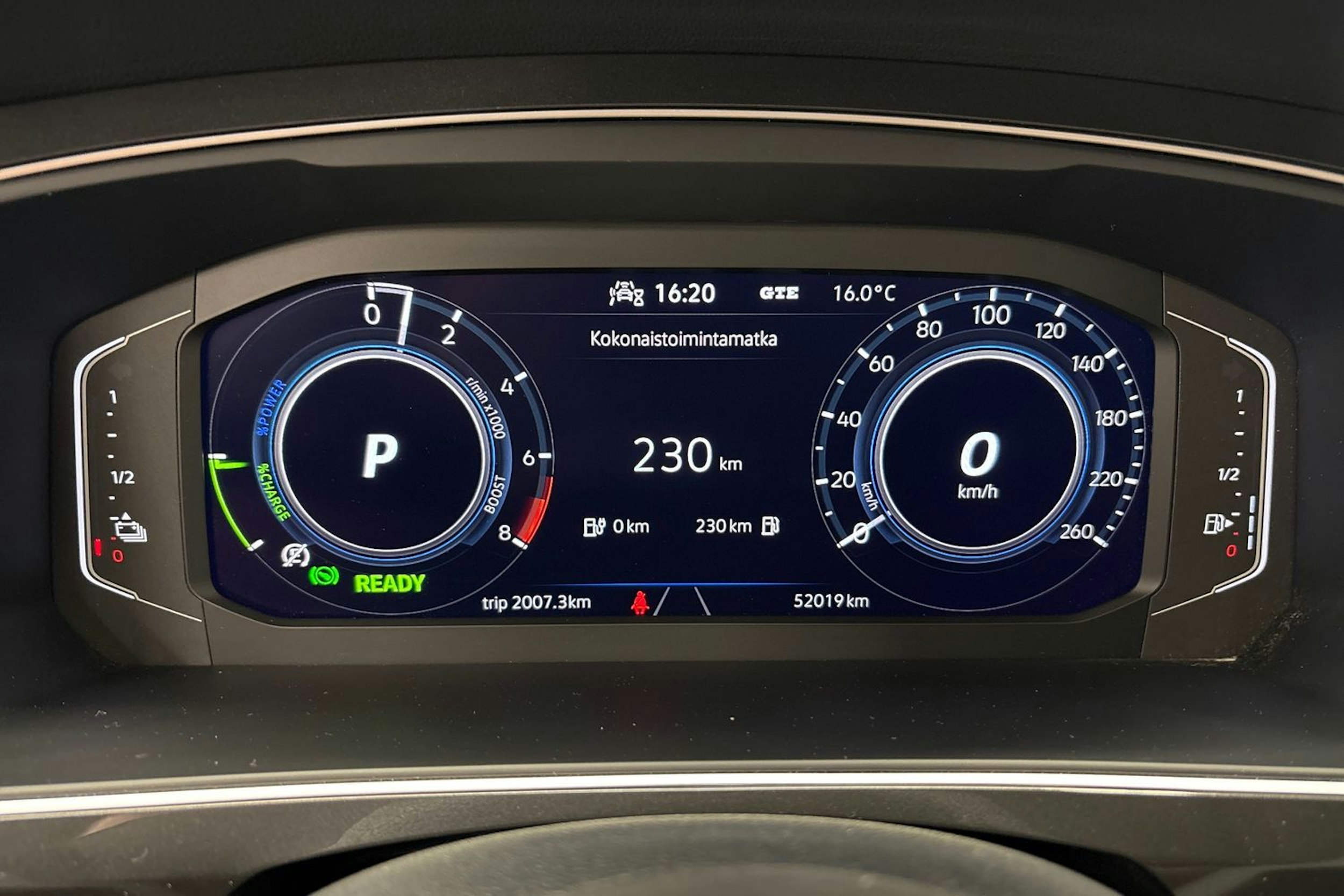valkoinen Volkswagen Tiguan 2022 kuva 16.