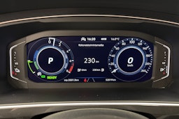 valkoinen Volkswagen Tiguan 2022 kuva 16.