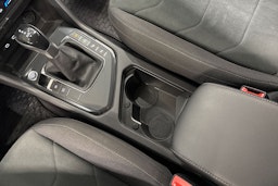 valkoinen Volkswagen Tiguan 2022 kuva 23.
