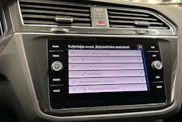 musta Volkswagen Tiguan 2022 kuva 18.