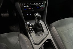 musta Volkswagen Tiguan 2022 kuva 21.
