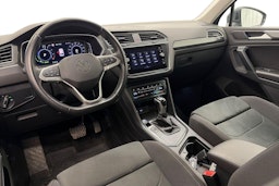 harmaa Volkswagen Tiguan 2022 kuva 7.
