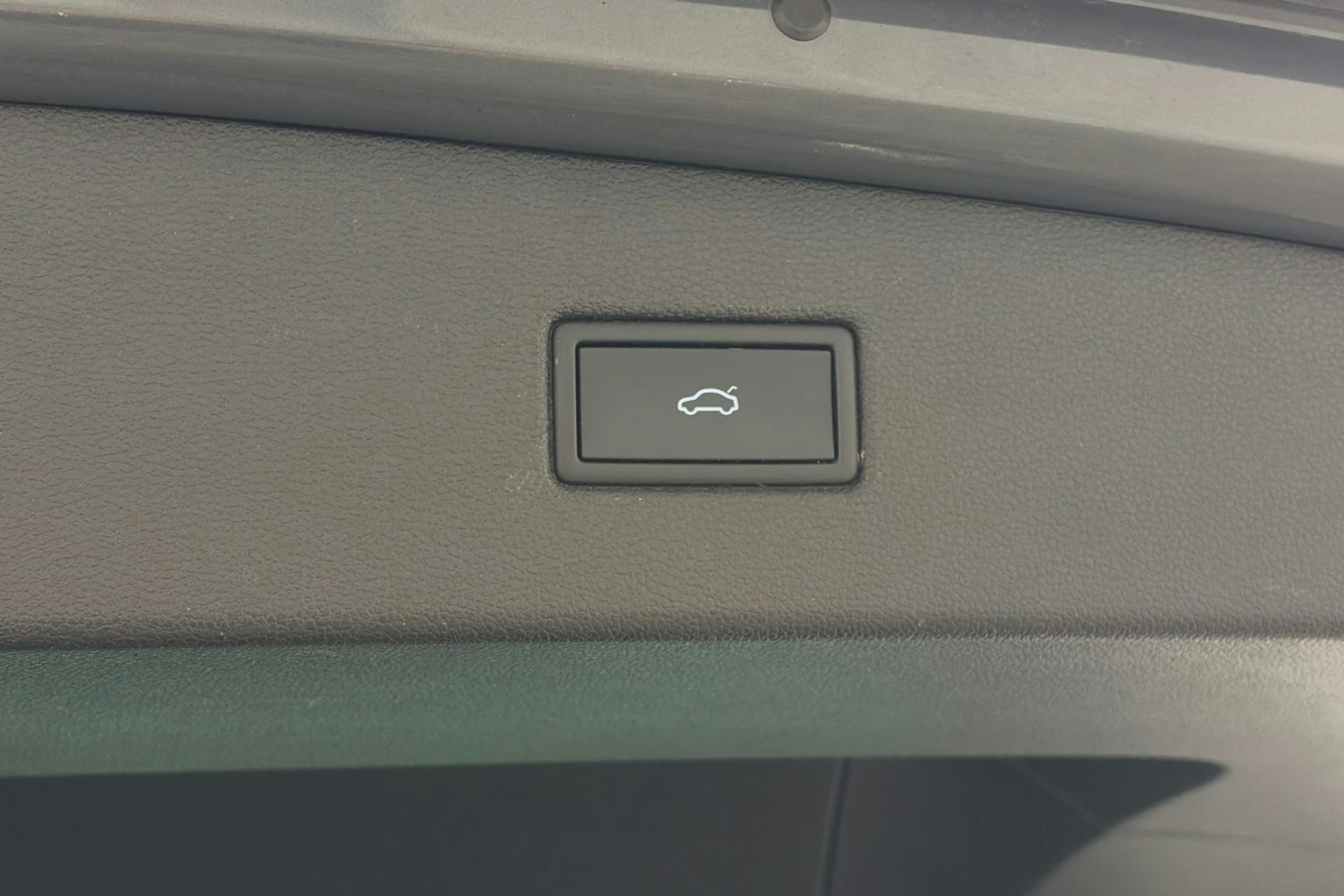 harmaa Volkswagen Tiguan 2022 kuva 15.