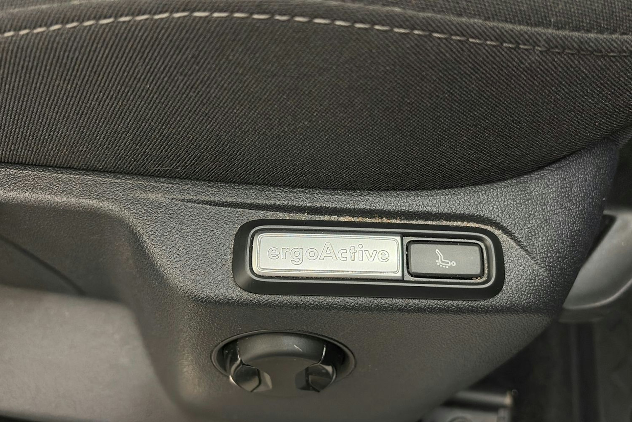 harmaa Volkswagen Tiguan 2022 kuva 19.