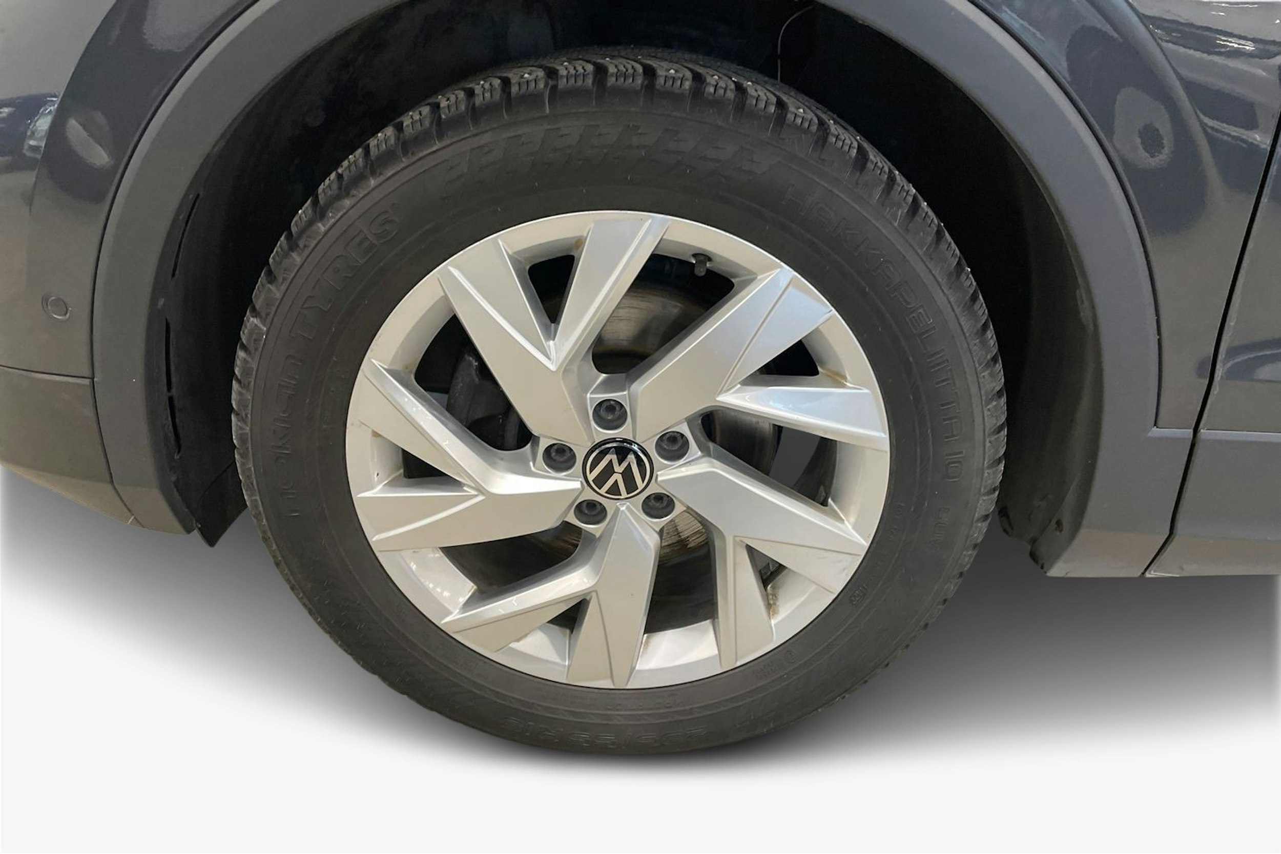 harmaa Volkswagen Tiguan 2022 kuva 11.