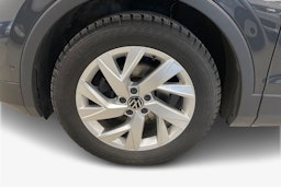 harmaa Volkswagen Tiguan 2022 kuva 11.