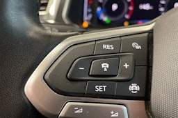 harmaa Volkswagen Tiguan 2022 kuva 18.