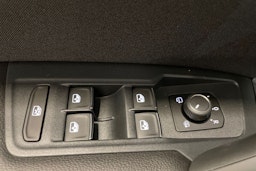 harmaa Volkswagen Tiguan 2022 kuva 34.