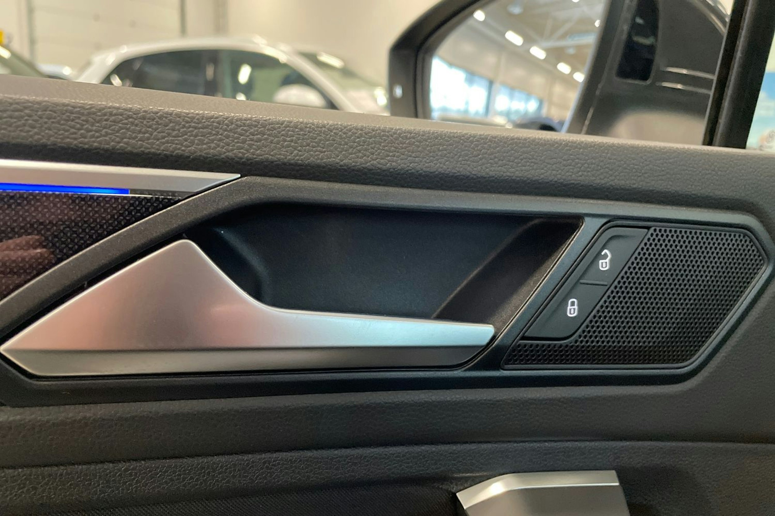 harmaa Volkswagen Tiguan 2022 kuva 35.