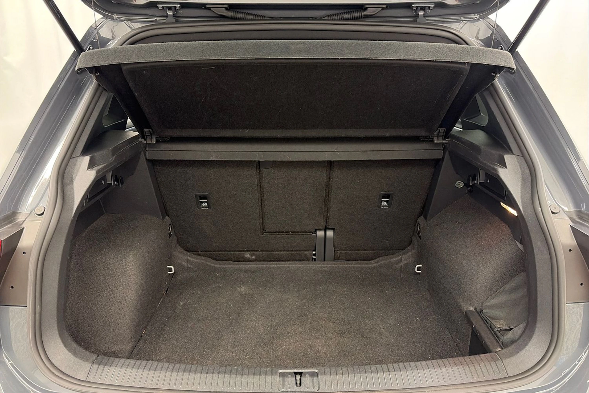 met. harmaa Volkswagen Tiguan 2022 kuva 12.