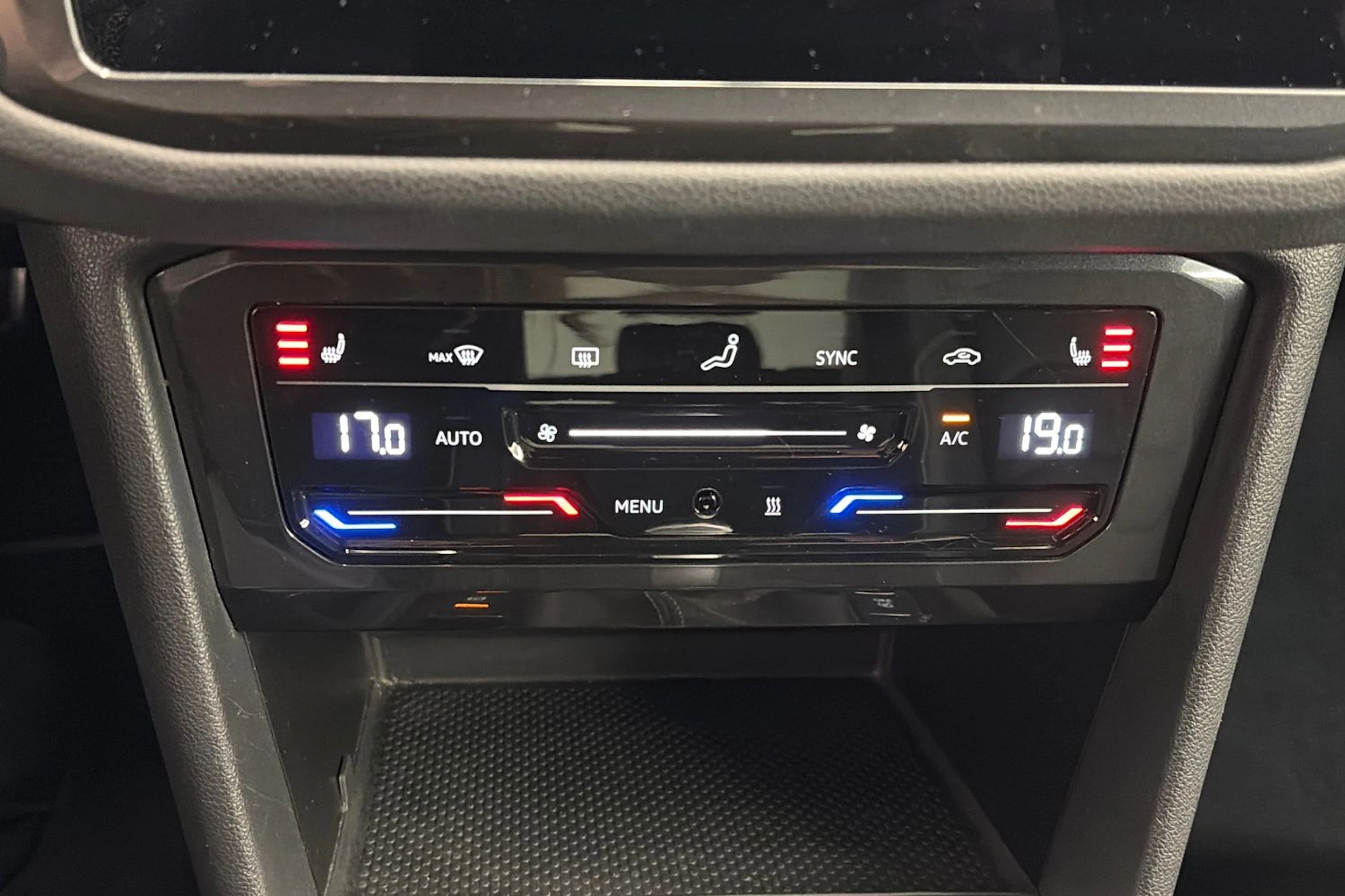 met. harmaa Volkswagen Tiguan 2022 kuva 27.