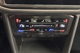 met. harmaa Volkswagen Tiguan 2022 kuva 27.