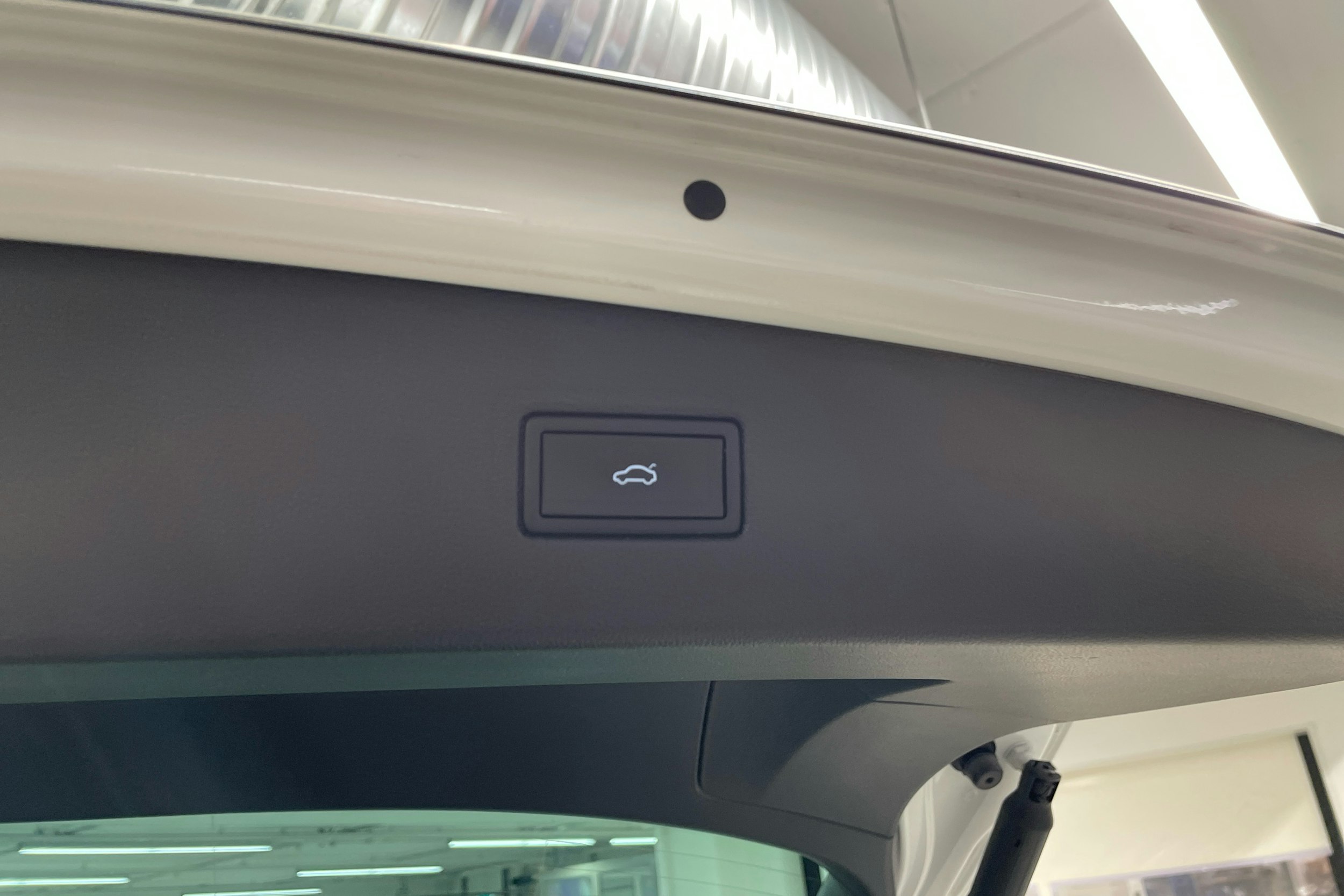 valkoinen Volkswagen Tiguan 2022 kuva 12.
