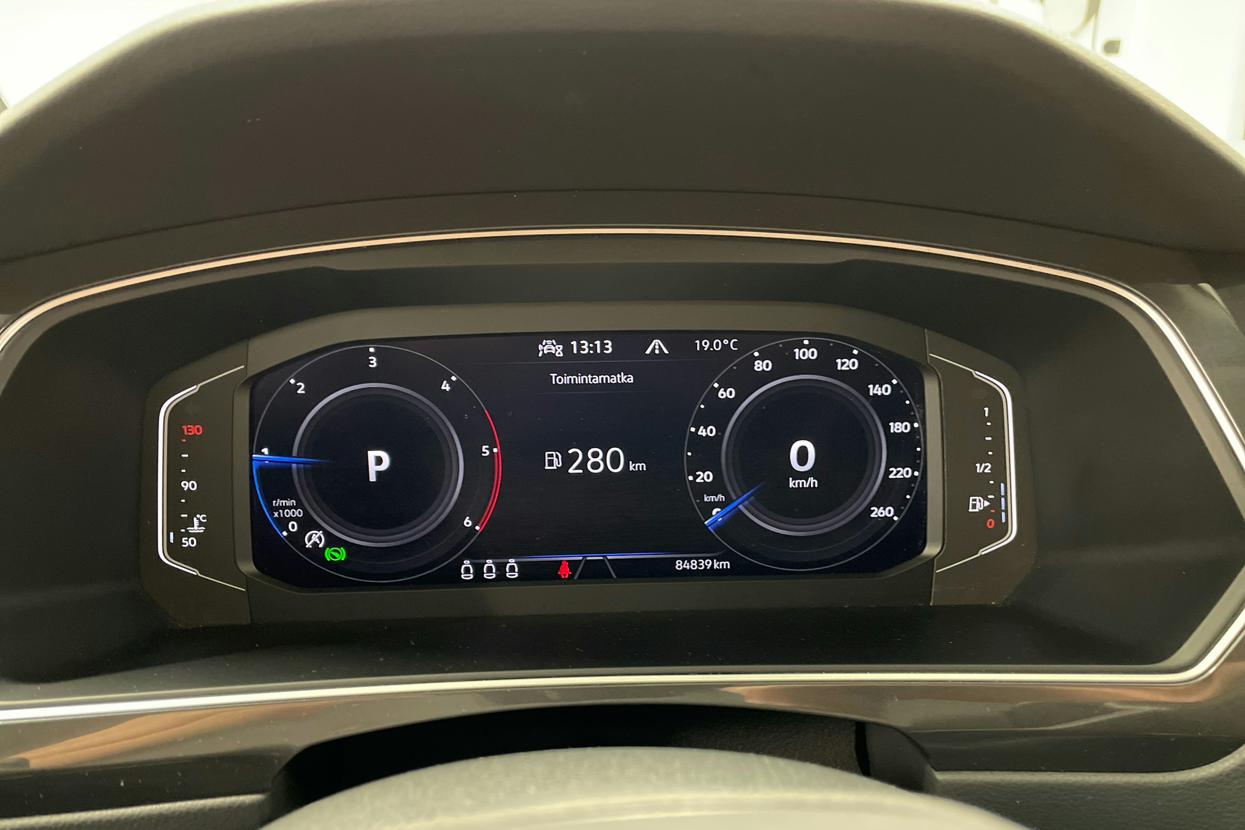 valkoinen Volkswagen Tiguan 2022 kuva 14.