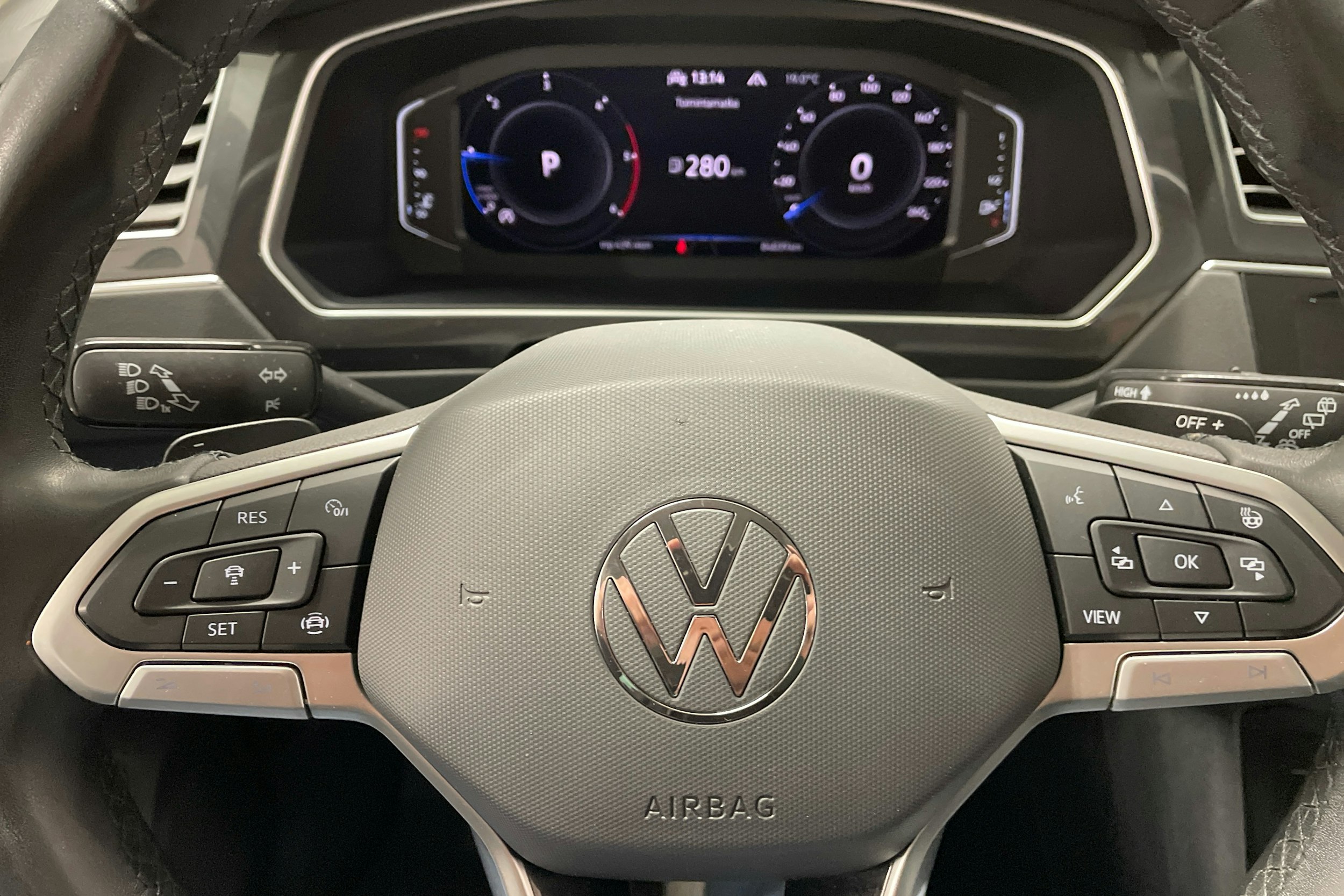 valkoinen Volkswagen Tiguan 2022 kuva 21.