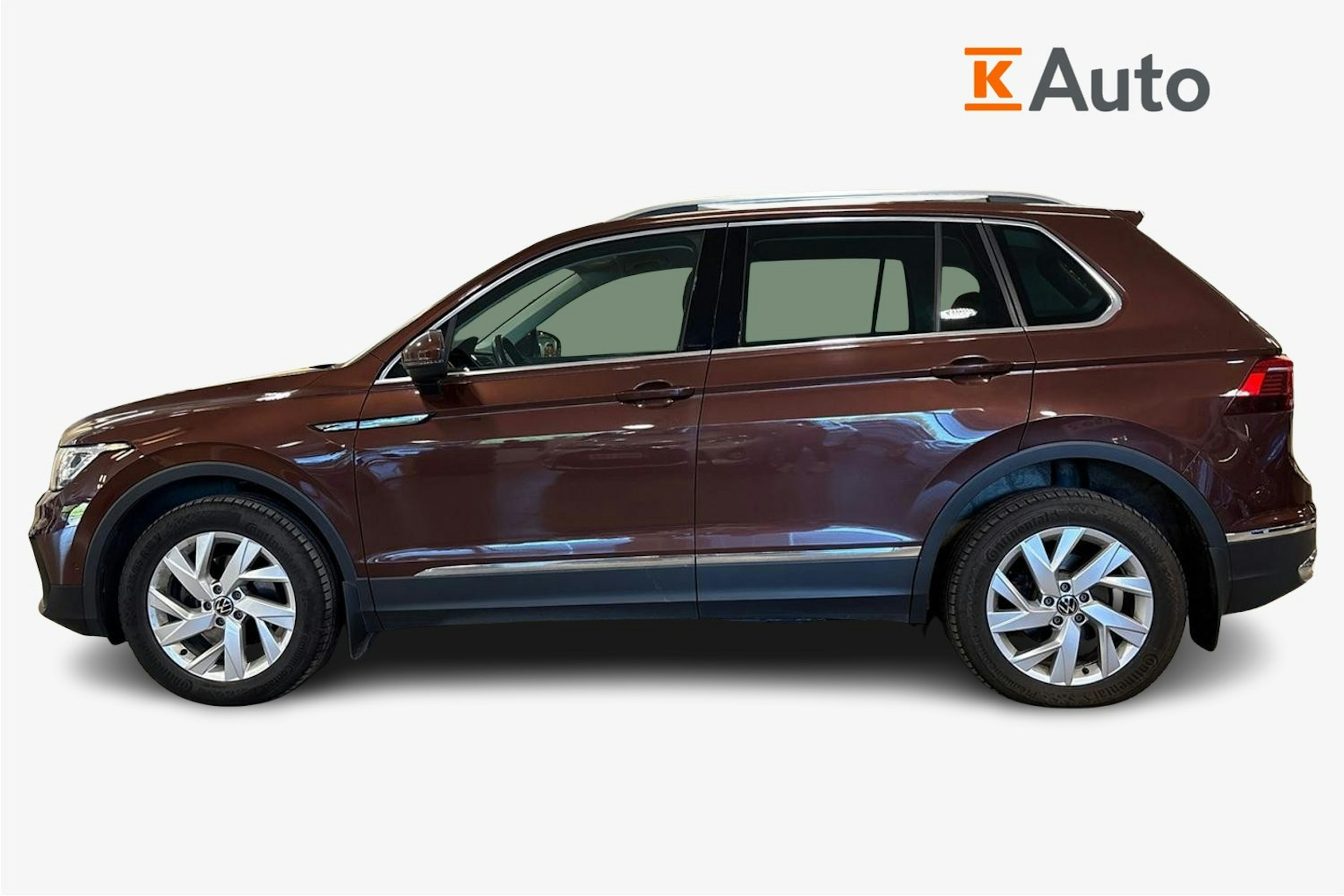 ruskea (beige) Volkswagen Tiguan 2022 kuva 6.