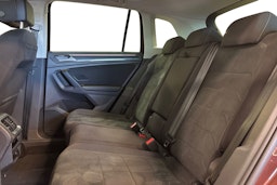 ruskea (beige) Volkswagen Tiguan 2022 kuva 10.