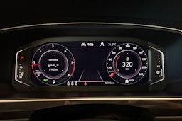 ruskea (beige) Volkswagen Tiguan 2022 kuva 17.