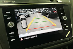 valkoinen Volkswagen Tiguan 2022 kuva 5.