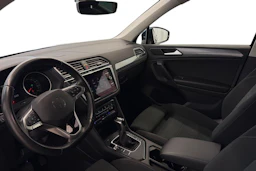 sininen Volkswagen Tiguan 2022 kuva 6.