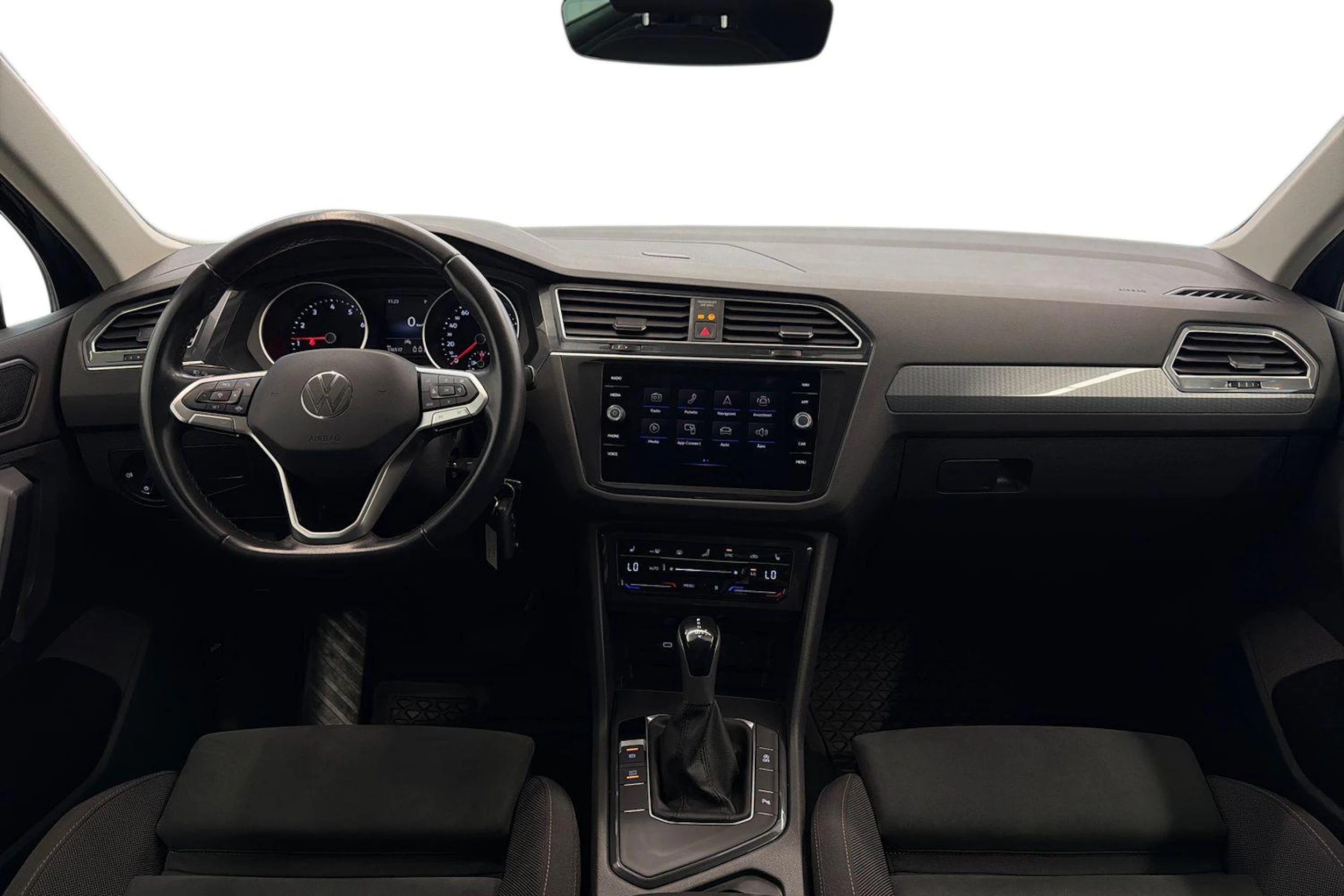 sininen Volkswagen Tiguan 2022 kuva 7.
