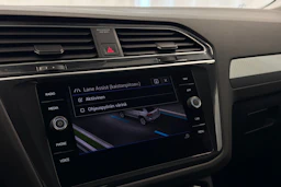 sininen Volkswagen Tiguan 2022 kuva 26.