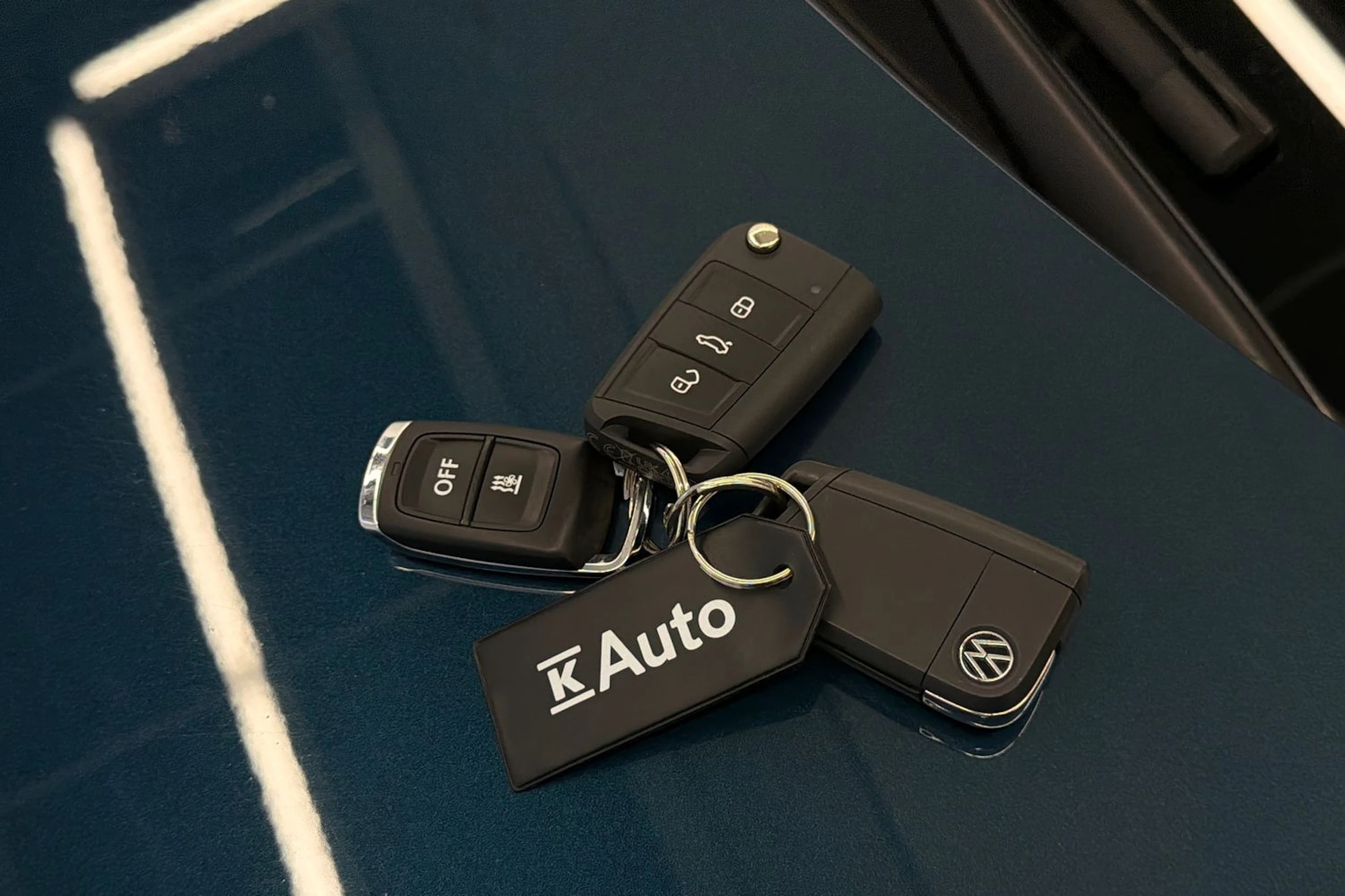 sininen Volkswagen Tiguan 2022 kuva 29.