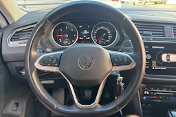 valkoinen Volkswagen Tiguan 2022 kuva 25.