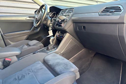 valkoinen Volkswagen Tiguan 2022 kuva 33.