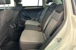 valkoinen Volkswagen Tiguan 2022 kuva 10.