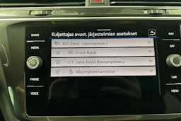 valkoinen Volkswagen Tiguan 2022 kuva 19.