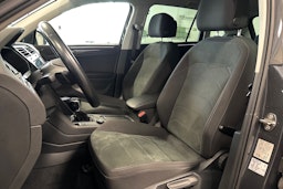 harmaa Volkswagen Tiguan 2022 kuva 14.