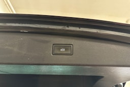 harmaa Volkswagen Tiguan 2022 kuva 18.