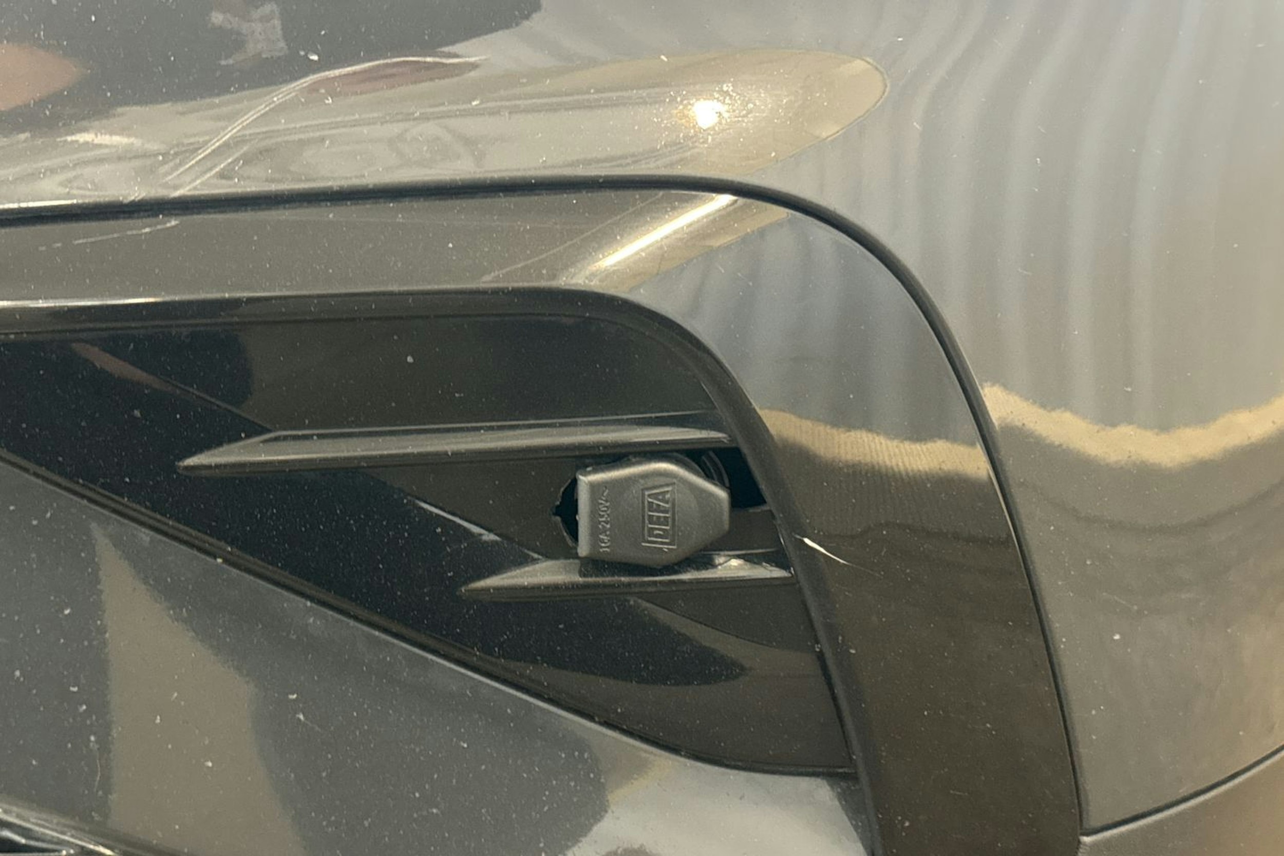 harmaa Volkswagen Tiguan 2022 kuva 22.