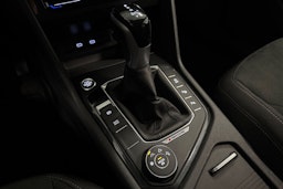 harmaa Volkswagen Tiguan 2022 kuva 30.