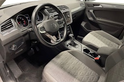 harmaa Volkswagen Tiguan 2022 kuva 7.