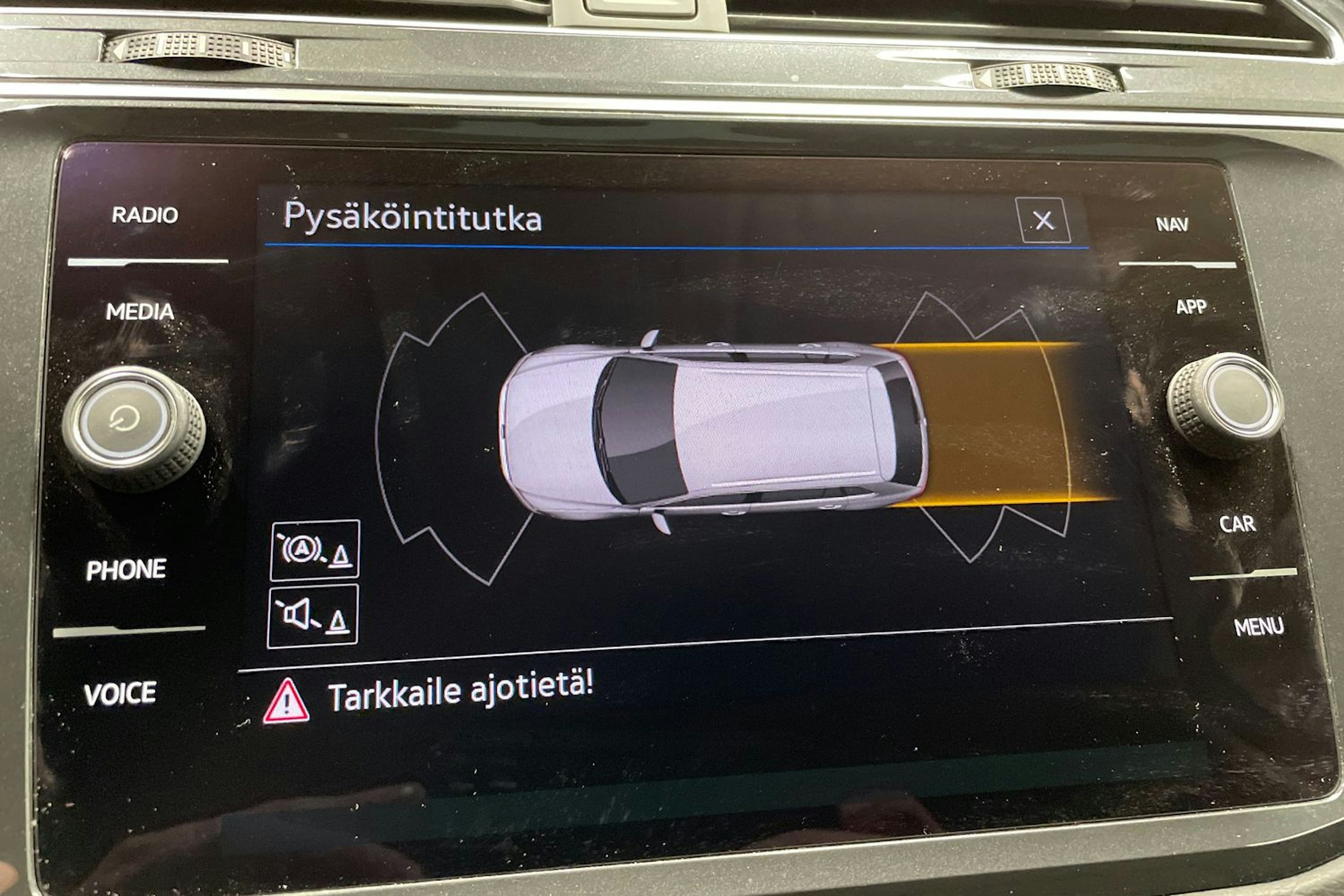 harmaa Volkswagen Tiguan 2022 kuva 19.