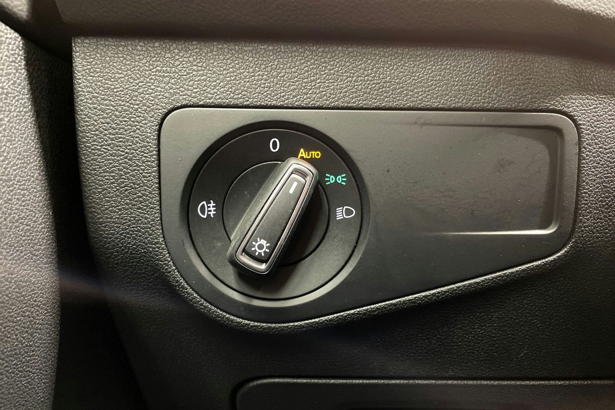 harmaa Volkswagen Tiguan 2022 kuva 23.