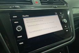 musta Volkswagen Tiguan 2022 kuva 18.