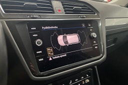 musta Volkswagen Tiguan 2022 kuva 20.