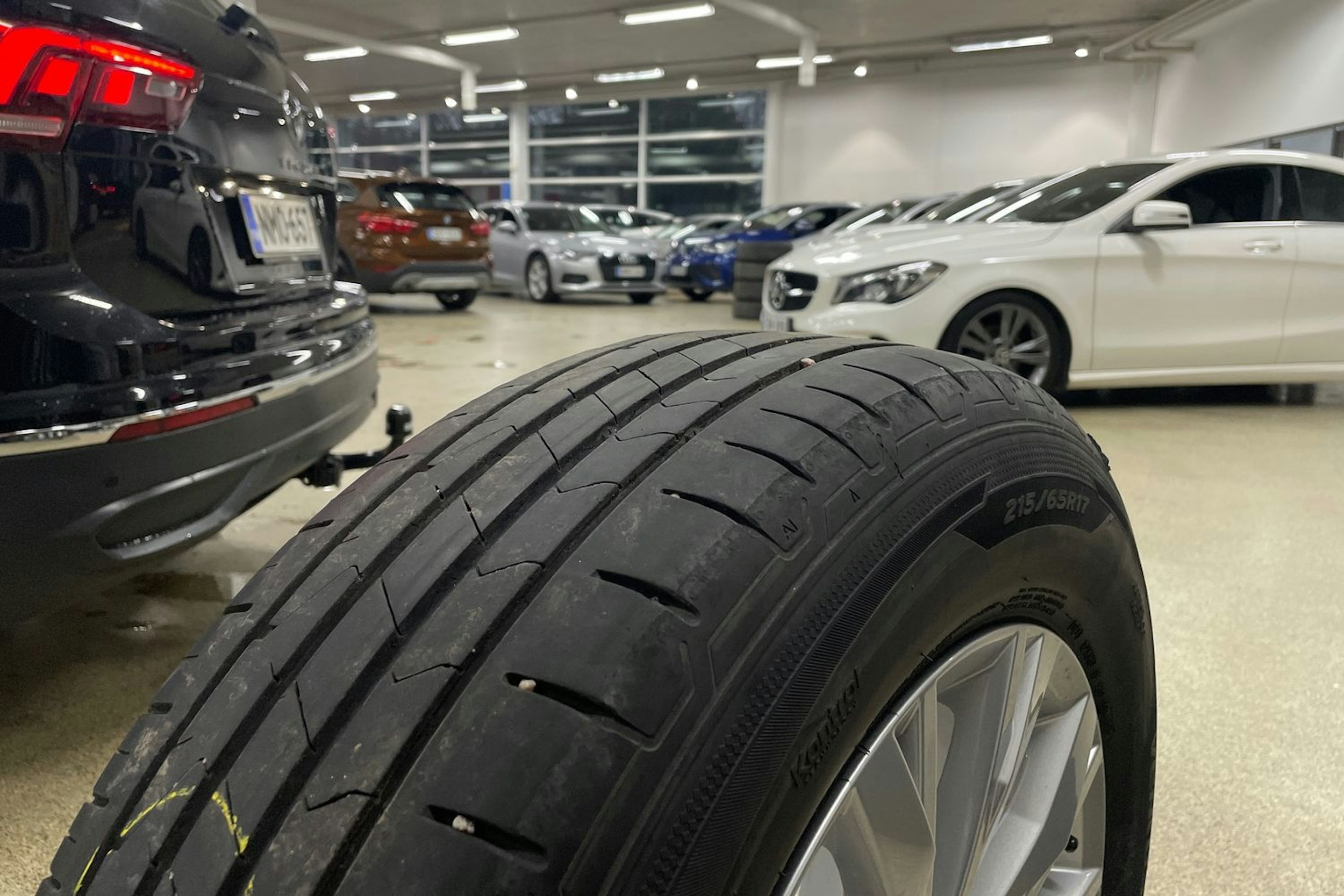 musta Volkswagen Tiguan 2022 kuva 25.