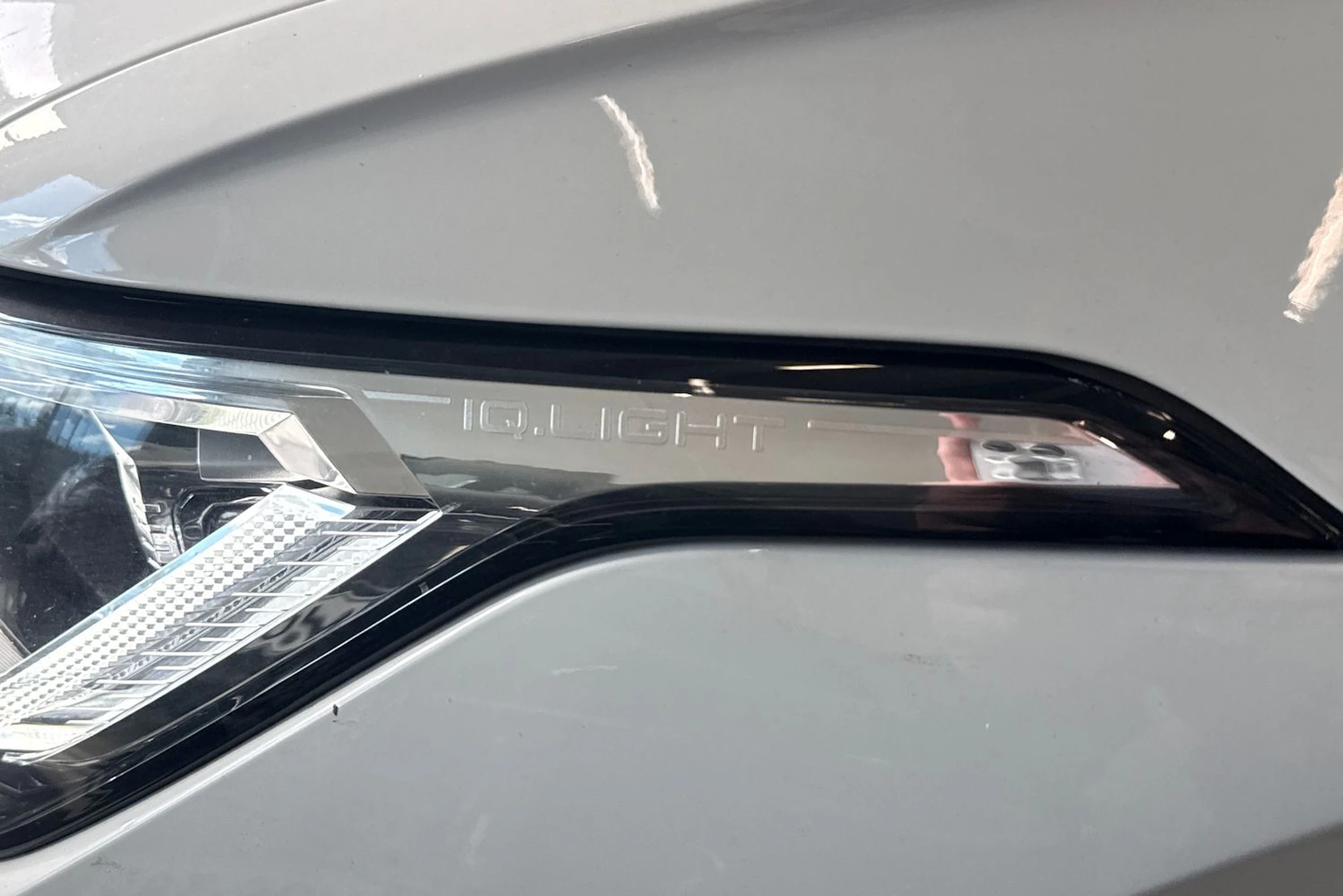 valkoinen Volkswagen Tiguan 2022 kuva 4.