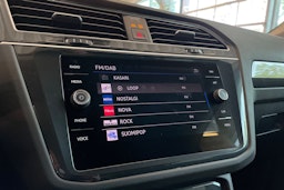 harmaa Volkswagen Tiguan 2022 kuva 21.