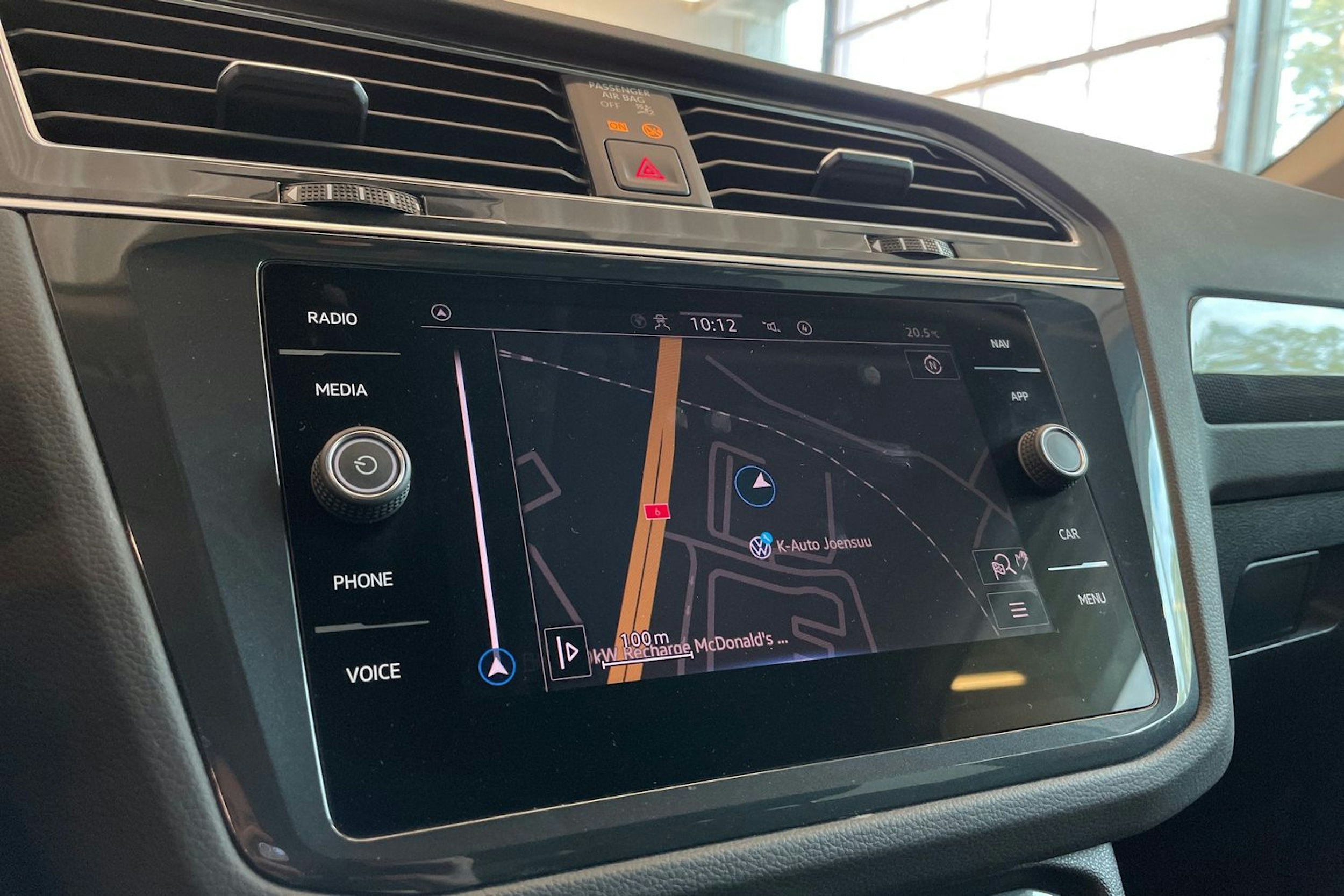 harmaa Volkswagen Tiguan 2022 kuva 23.