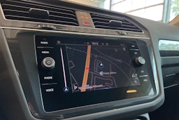 harmaa Volkswagen Tiguan 2022 kuva 23.