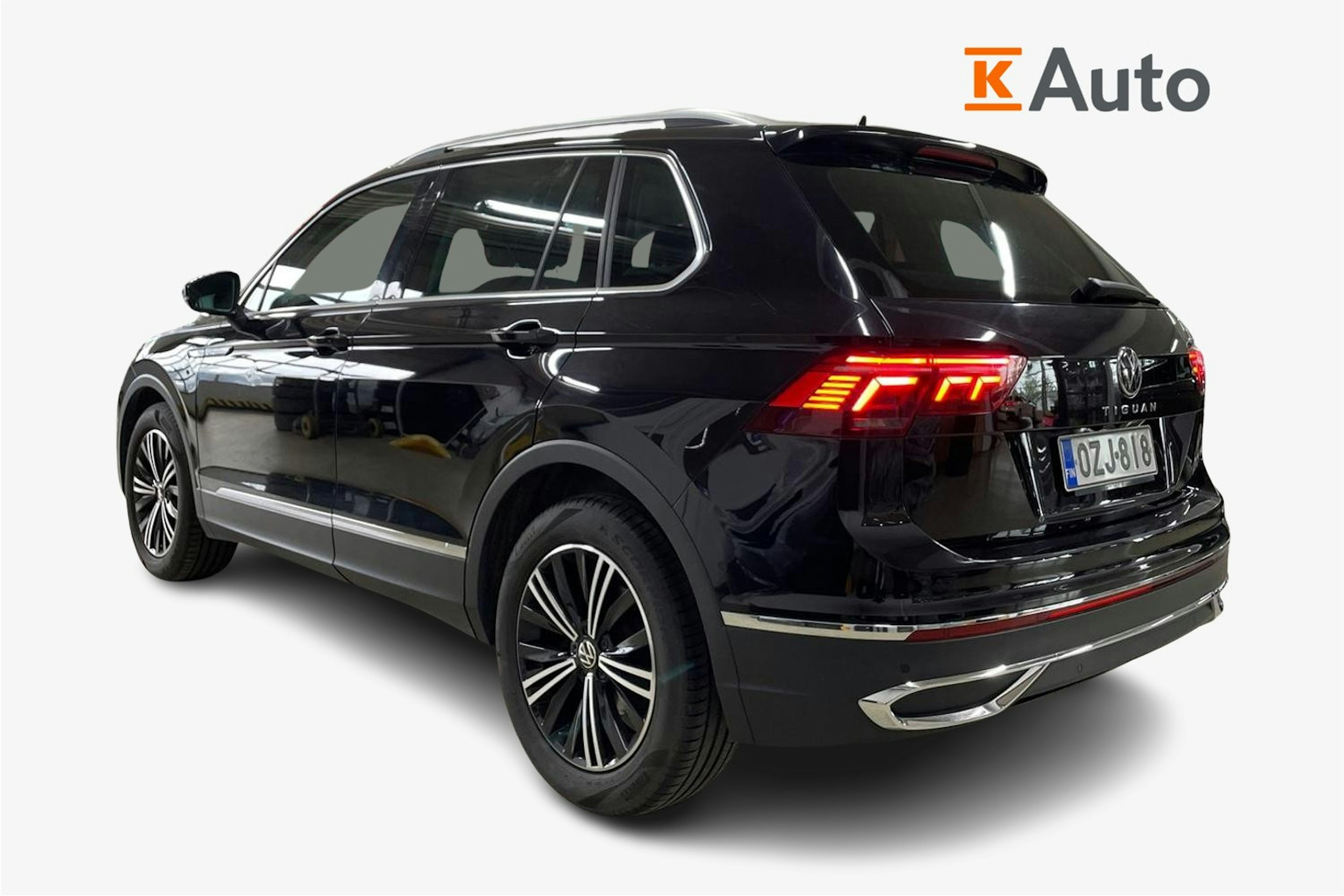 Musta Volkswagen Tiguan 2022 kuva 2.