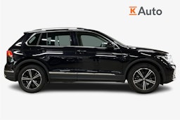 Musta Volkswagen Tiguan 2022 kuva 6.