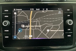 Musta Volkswagen Tiguan 2022 kuva 16.