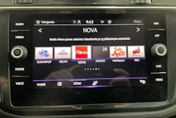 Musta Volkswagen Tiguan 2022 kuva 17.
